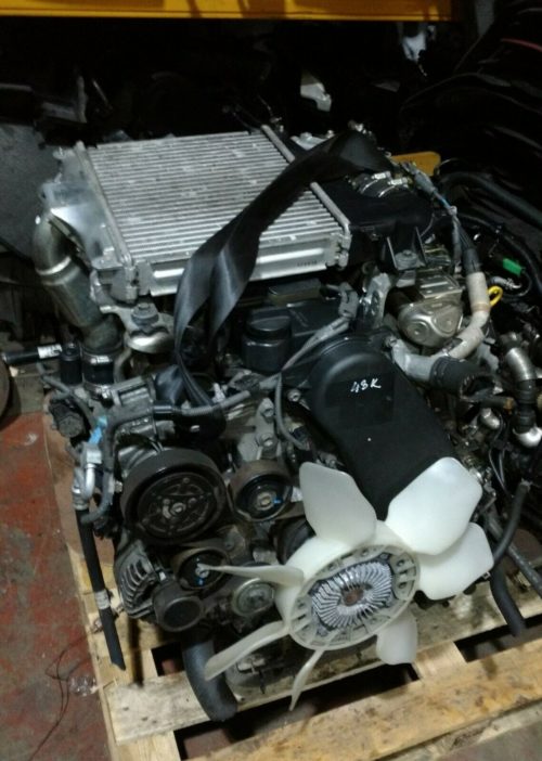 Toyota Hilux 2KD/2KD-FTV (D-4D) 2.5L Complete engine with, Transmission.