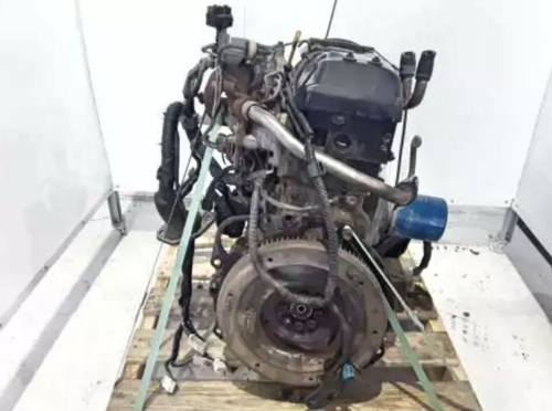 Toyota 5L Complete Engine with, Transmission - Image 4