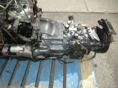 Mitsubishi 4M40 Complete Used Engine with Transmission - Image 4