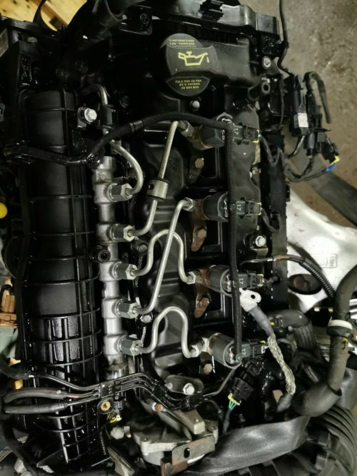 Kia/Hyundai D4FD Complete Used Engine with, Transmission - Image 4